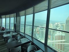-亚洲国际大酒店·云顶阁旋转自助餐厅