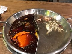 鸳鸯锅-来蜀乾串串香(北京总店)