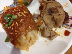 -爆炸头阿姨小四川正宗川味小吃(无任何分店)