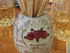 -米德维奇俄式西餐厅(西六道街店)