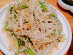 素炒豆芽-姥姥家春饼店(惠新东街店)