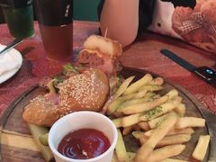 -羽深肉铺 Steak & Wine