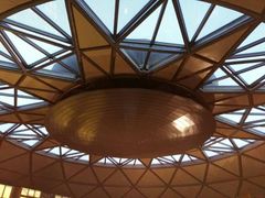 -上海滴水湖皇冠假日酒店