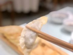 素三鲜锅贴-闫府私房菜·百年鲁菜(欧亚店)