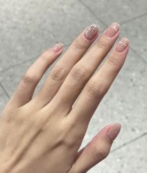 -七月美睫 美甲