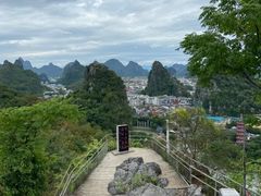 -叠彩山景区