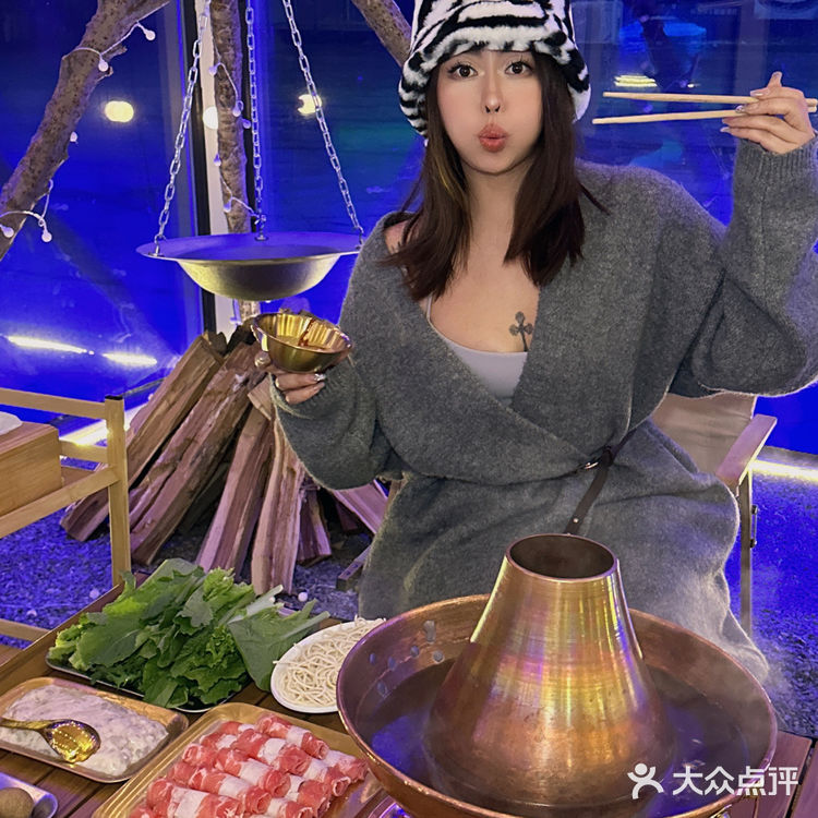 沈阳首家露营风铜火锅🔥感受冬日温暖☀️