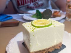-W COLLECTIVE  DESSERT SHOP