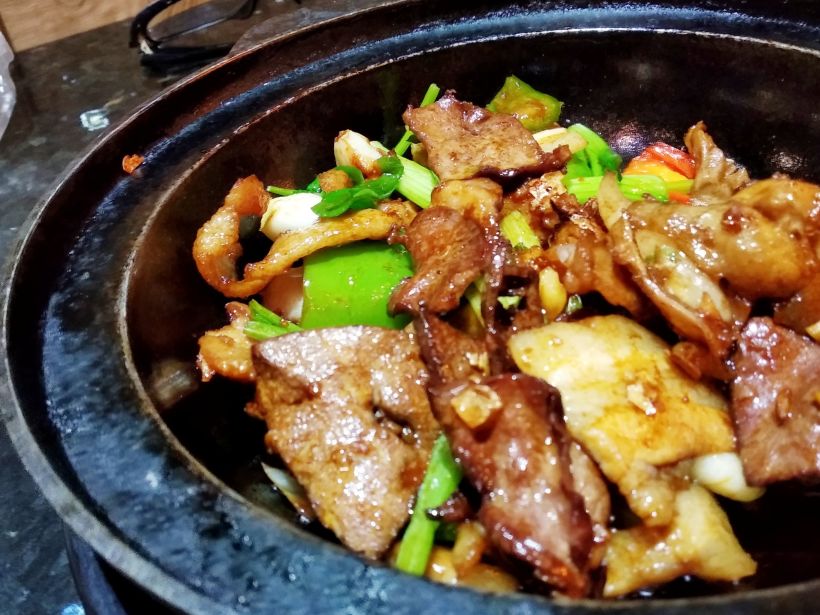 啫啫猪杂煲 这道真的好吃!