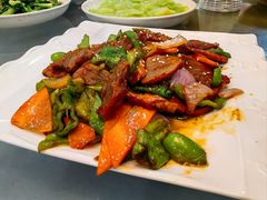 -梓檚中餐厅湖北菜小龙虾武昌鱼排骨藕汤(黄鹤楼店)