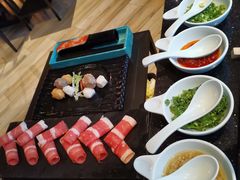 -马家斑.鲜鱼火锅(松湖万科店)