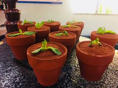 -亮马河饭店翠雅咖啡厅