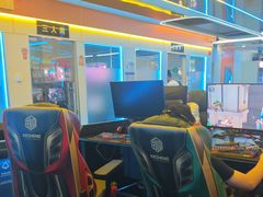 -嘻娱电竞·龙嘉兴(创业花园店)