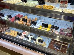 面包甜点陈列柜-陶源劵村(苏宁广场店)