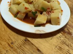-宏兴烤鱼山庄(宣恩总店)