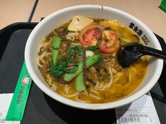 -蒙自源米线大王(东站店)
