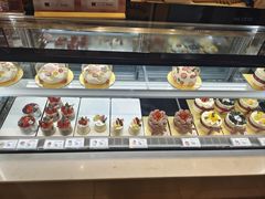 -花花卷卷·鲜食蛋糕(静安久光百货店)