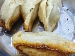 -黄阿姨锅贴大王(万航渡路店)