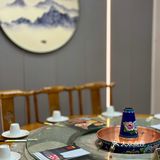 这里也用蒙古族庆典中最高的礼仪来招待贵宾
