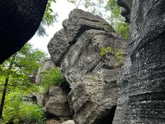 -梭布垭石林景区