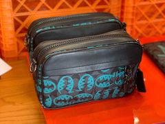 -COACH蔻驰(赛特奥特莱斯店)