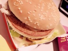 -麦当劳(世界城广场店)