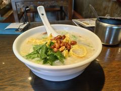 拆骨鱼茸粥-黄但记老店·陈村粉食府