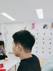 -米娜护肤造型