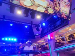 -巴特餐饮6加1音乐餐吧·新疆菜