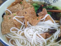 -陈记柳州螺蛳粉(大坪店)