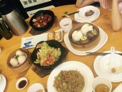 -新大咀港式茶餐厅(宝山万达店)