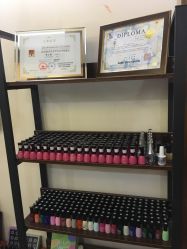 -杉惠素颜美妆皮肤管理中心