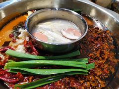 -周幺妹重庆老火锅(银泰城总店)