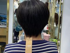 -LAQUEEN 时尚健康假发(万象城总店)