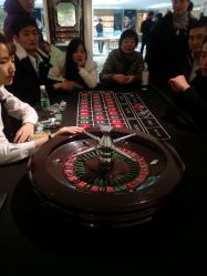 -北京七彩云南翡翠珠宝旗舰店(月坛店)