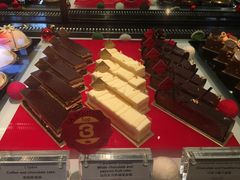 -Salon de The de Joel Robuchon(外滩18号店)