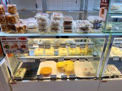 面包甜点陈列柜-白玉兰食品(甜云店)