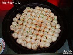 一整盘的出炉-小杨生煎(黄河路店)
