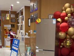 -雅悦齿科(顾村公园店)