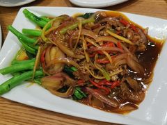 -裕记烧腊连锁餐饮(国商分店)