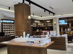 -亨得利眼镜(中山路一店)
