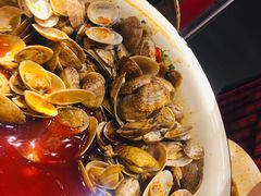 -爆炸头阿姨小四川正宗川味小吃(无任何分店)
