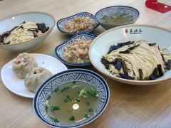 -朱洪元苏式面馆(绿宝广场店)