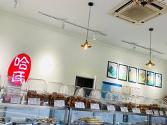 面包甜点陈列柜-上海哈尔滨食品厂(淮海中路店)