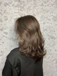 -诗悦发型SALON·圣罗兰店