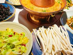 -雀舞云南菜(天津天河城购物中心店)