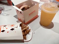 -Popeyes炸鸡·汉堡·奶昔(五角场万达店)