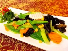 -六和聚传统烤鸭.天津菜(和平店)
