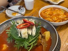 -喇喇排骨火锅·传统韩式脊骨汤(望京西园总店)