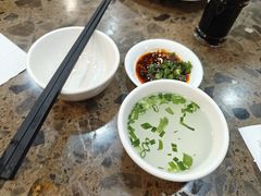 -周家大连水饺(美专校街店)